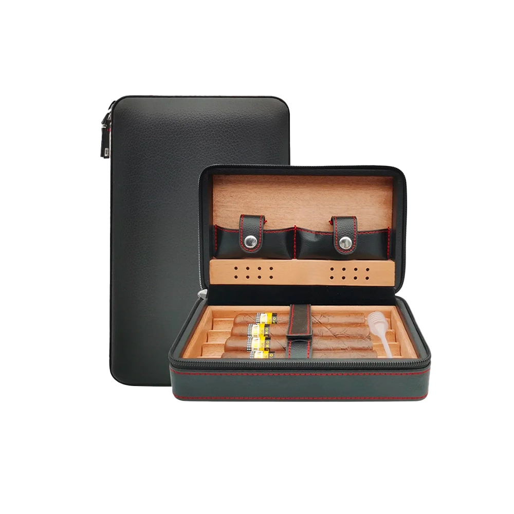 Humidor de voyage en cuir de vache noir, avec intérieur en bois de cèdre pour garder vos cigares en parfait état.