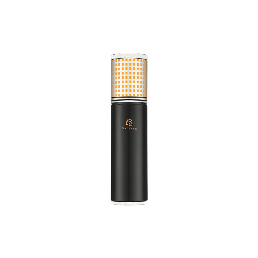 Jarre à cigares de voyage en couleur noire, idéale pour transporter jusqu'à 3 cigares avec hygromètre et humidificateur intégrés.
