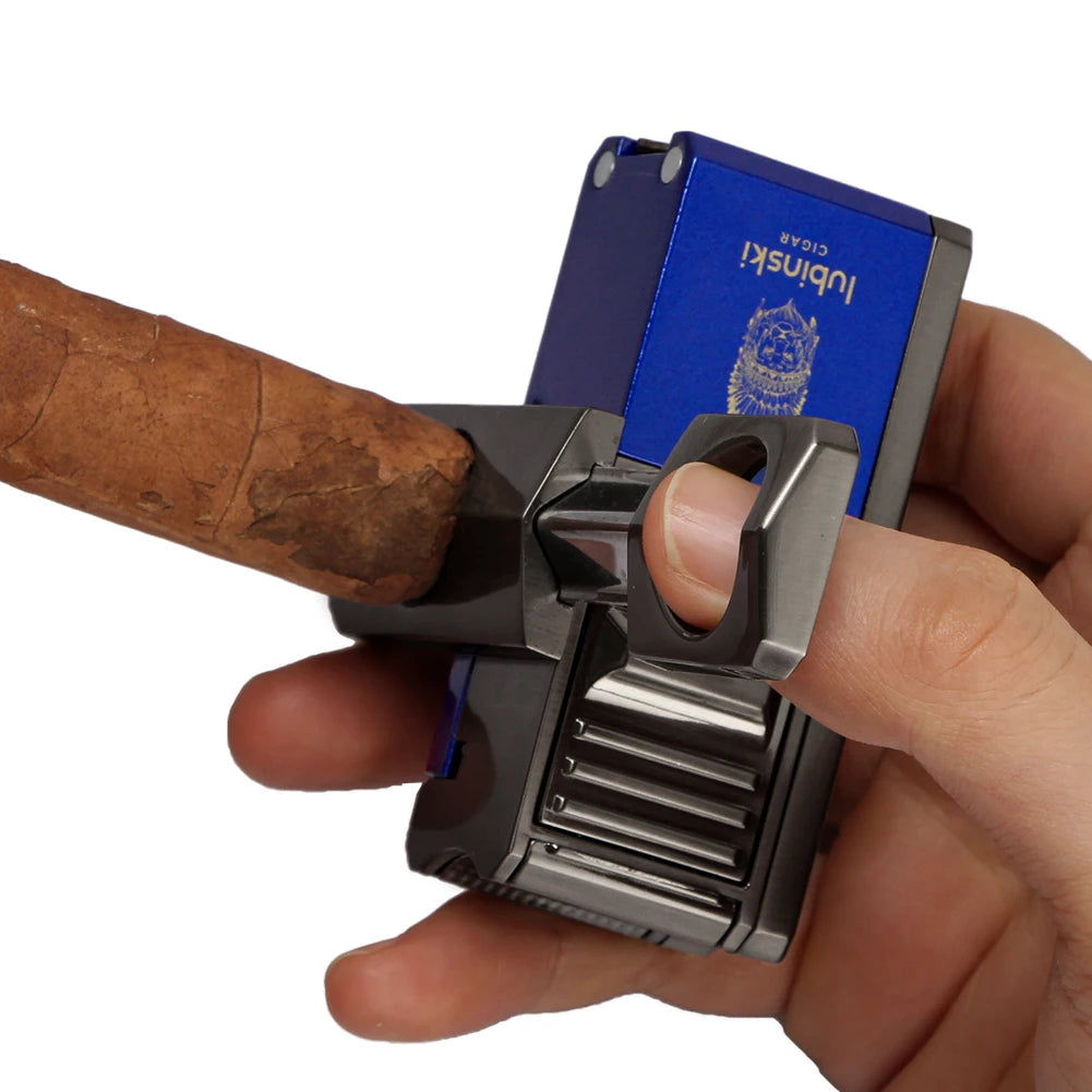 Coupe-cigare intégré du briquet à gaz multifonction, offrant une coupe nette et précise.