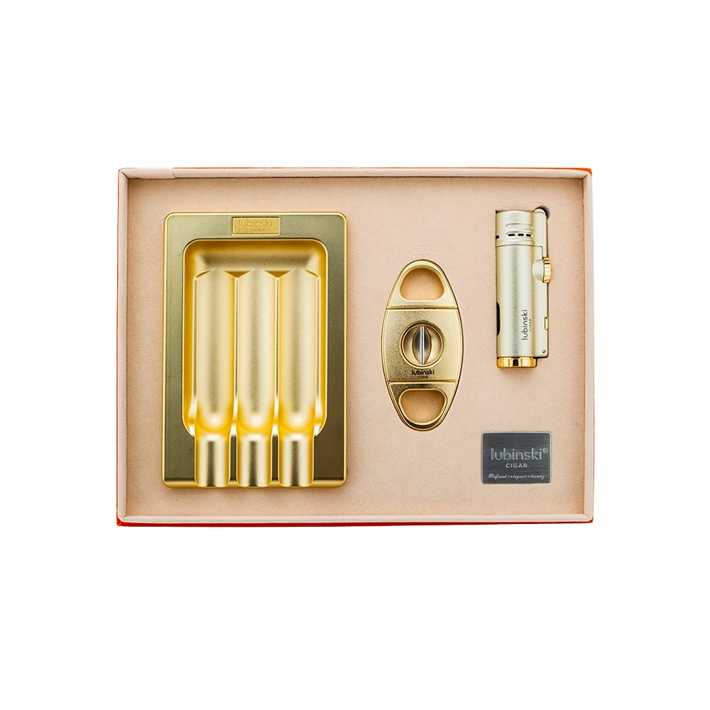 Coffret luxe comprenant un cendrier, un briquet et un coupe-cigare en V, en acier inoxydable et or, pour une expérience raffinée de fumer.